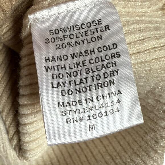 By Together Collection Tan & White Ribbed Cuff Sleeve Sweater Size Medium - Picture 6 of 6